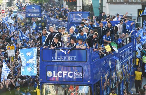 Leicester City rước cúp: Bữa đại tiệc lịch sử - 8