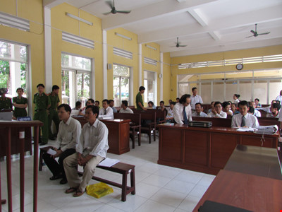 Hoãn xử vụ dùng nhục hình làm oan 7 người ở Sóc Trăng - 3