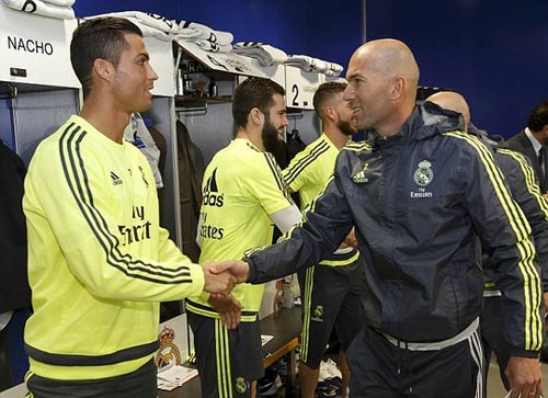 Real: Zidane, 12 ngày & “siêu kế hoạch” săn Cúp C1 - 1