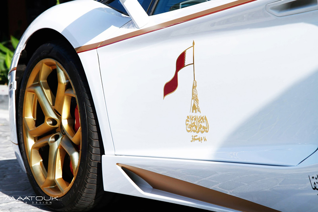 Động cơ trên Lamborghini Aventador LP700-4 Roadster vẫn được giữ nguyên với động cơ V12, dung tích 6,5 lít, sản sinh công suất tối đa 700 mã lực và mô-men xoắn cực đại 690 Nm.
