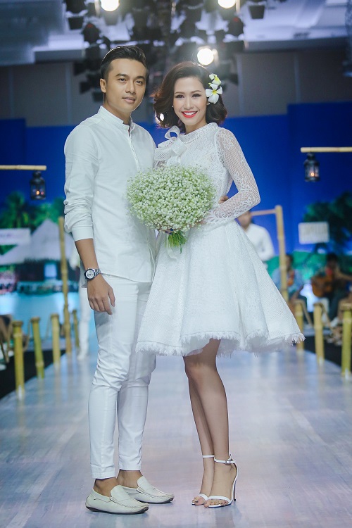 Diệu Huyền bế bụng bầu 8 tháng lên sàn diễn catwalk - 9