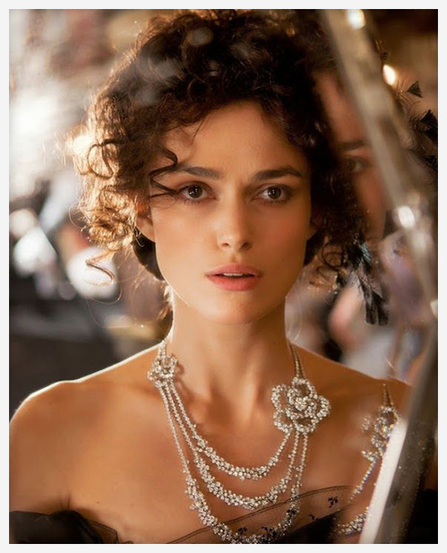 Những món trang sức "khủng" trong phim Hollywood - 3