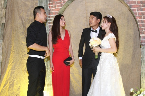 Vợ chồng Lương Thế Thành lần đầu xuất hiện sau lễ cưới - 2