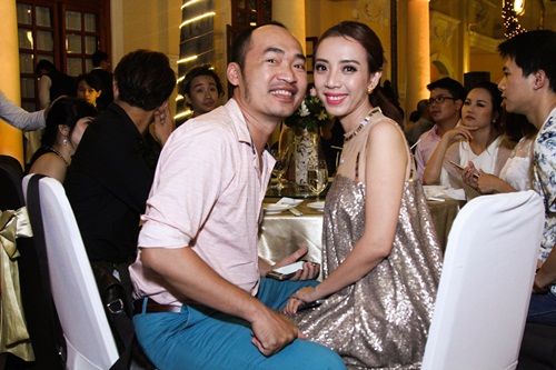 Vợ chồng Lương Thế Thành lần đầu xuất hiện sau lễ cưới - 12