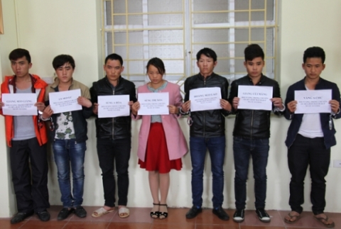 Lật tẩy chiêu "chăn" nữ sinh với vai “bạch mã hoàng tử” - 1