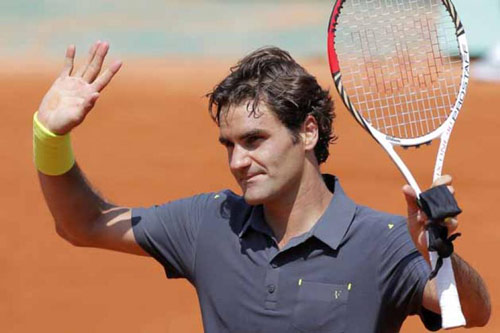 Tin thể thao HOT 19/5: Federer thử mặt sân Roland Garros - 1