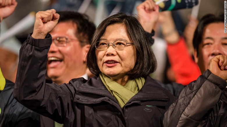 Nữ lãnh đạo đầu tiên của Đài Loan nhậm chức - 1