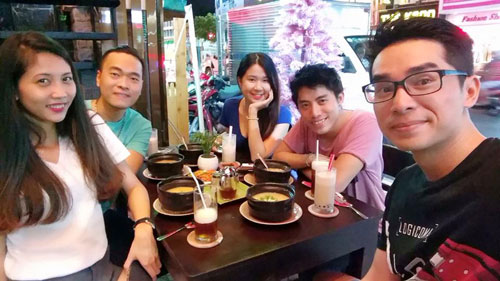 Giải mã sức hút đặc biệt của cháo sườn Chú Chen tại Sài Gòn - 5