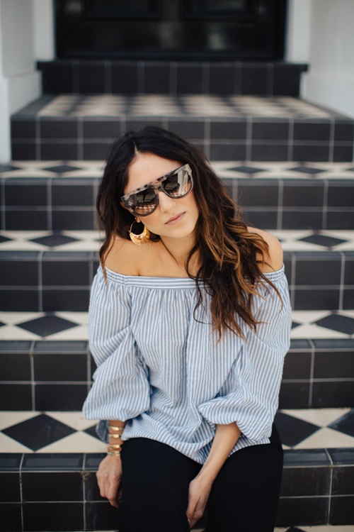 4 kiểu áo hở vai này, kiểu nào cũng đáng để thử - 12