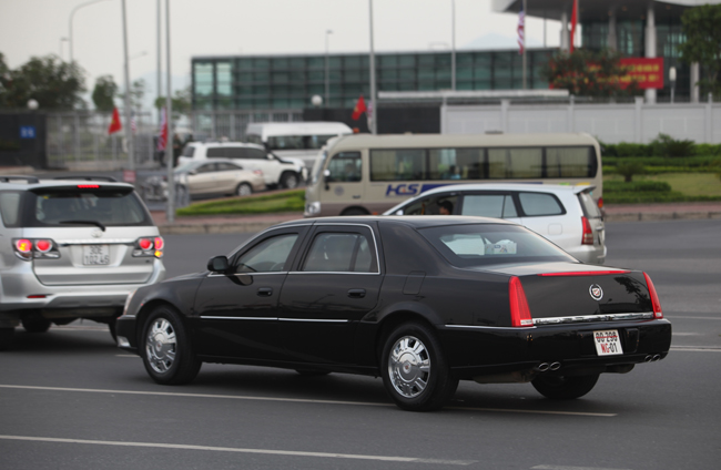 Chùm ảnh: Đón TT Obama, an ninh siết chặt từ sân bay về khách sạn - 4