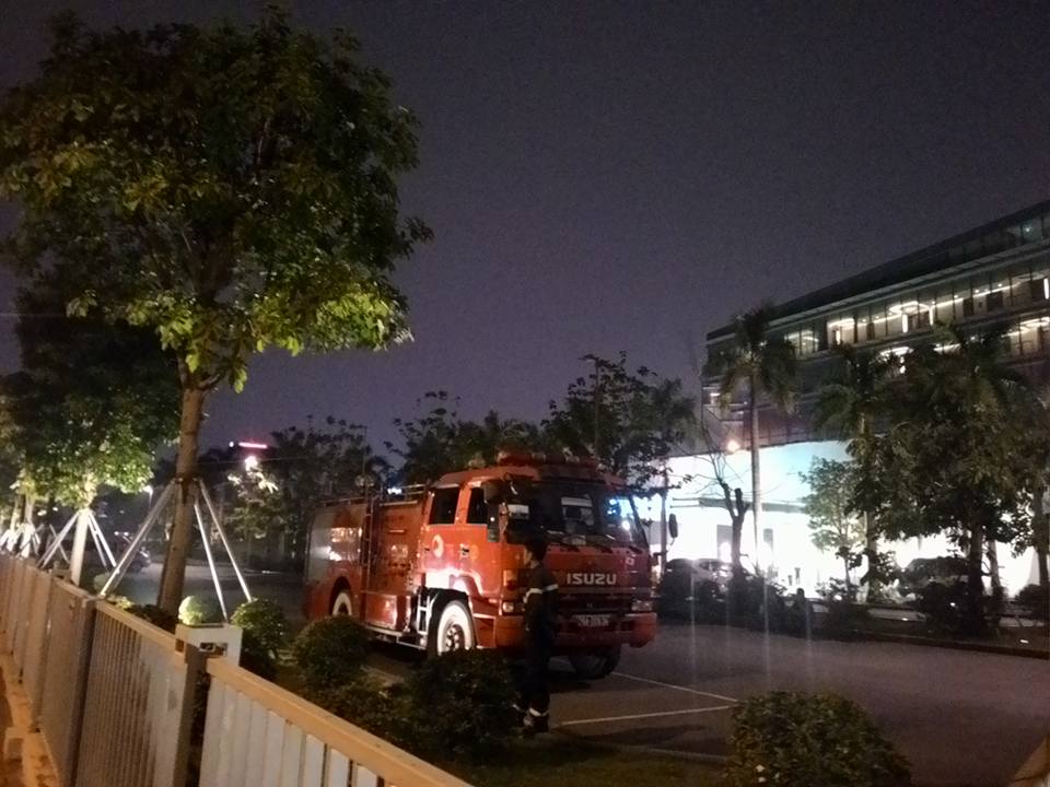 Chùm ảnh: Đón TT Obama, an ninh siết chặt từ sân bay về khách sạn - 10