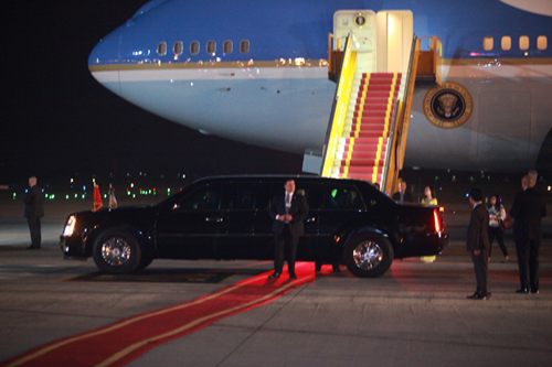 Chùm ảnh: Đón TT Obama, an ninh siết chặt từ sân bay về khách sạn - 14