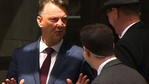 Mourinho đến, Giggs thu xếp hành lý tạm biệt MU - 2