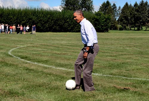 Obama: Vị Tổng thống suýt trở thành VĐV bóng rổ - 4