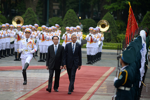 Obama đến Việt Nam - Obama bắt đầu chuyển thăm lịch sử