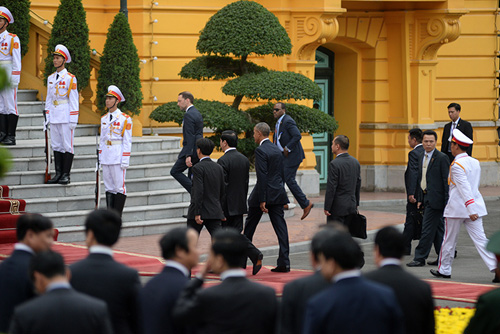 Toàn cảnh lễ đón Tổng thống Obama tại Phủ Chủ tịch - 10