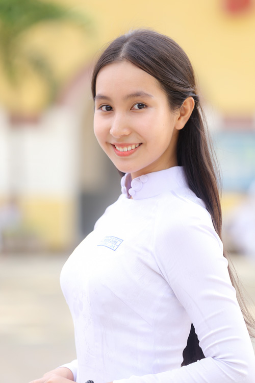 Ngắm nữ sinh Việt dịu dàng trong tà áo dài trắng - 2