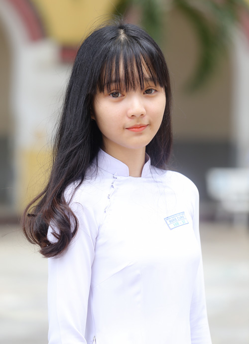 Ngắm nữ sinh Việt dịu dàng trong tà áo dài trắng - 1