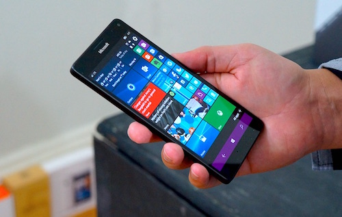 Windows 10 mobile có tính năng gõ 2 lần để mở màn hình - 1