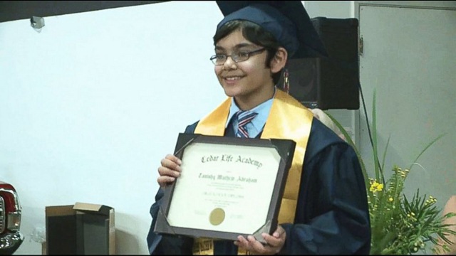 Mỹ: Thiên tài 12 tuổi sẵn sàng học đại học - 1