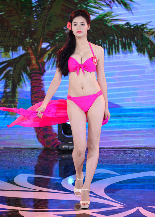 Hoa hậu Biển 2016 Thùy Trang lần đầu lên tiếng về những thị phi bủa vây cô ...