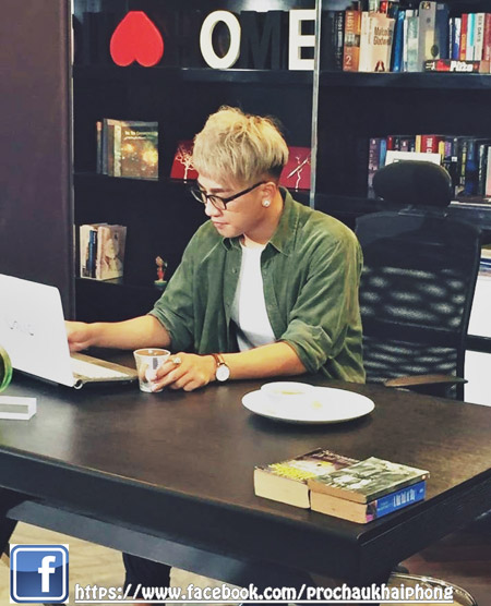 “Bữa tối một mình” không đơn độc của Châu Khải Phong - 6