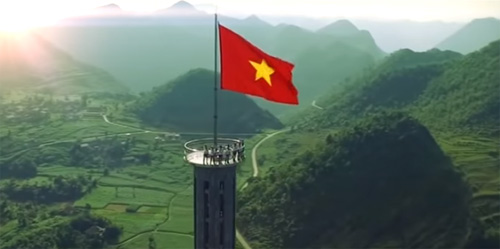 Chàng trai Việt làm clip tặng Tổng thống Obama - 1