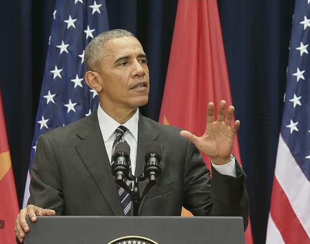 Ông Obama có dùng “máy nhắc bài” khi phát biểu? - 1