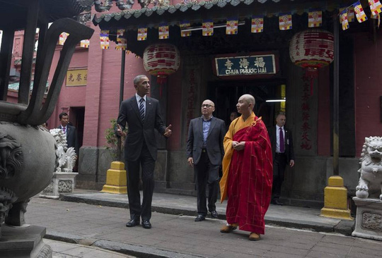 Obama thăm chùa Ngọc Hoàng - Câu nói bất ngờ của Obama