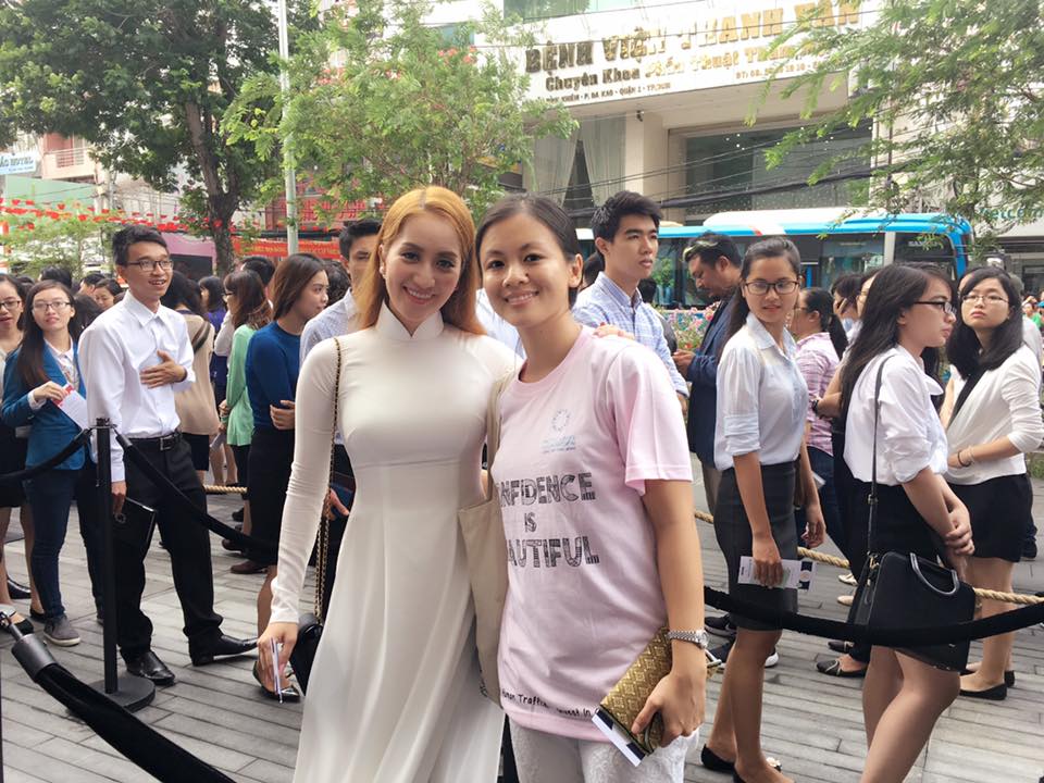 Lan Phương, Khánh Thi hào hứng gặp Tổng thống Obama - 8