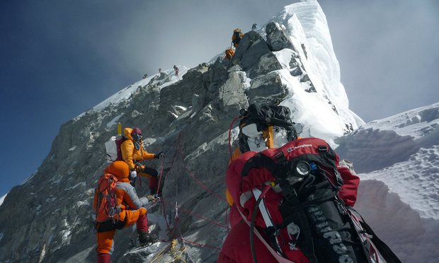 Cơ thể biến đổi ra sao khi leo lên đỉnh Everest - 5