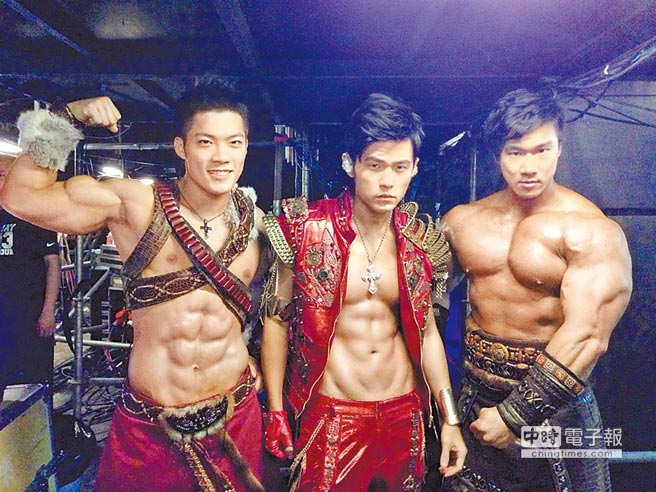 Hé lộ ngôi sao giàu có hơn Phạm Băng Băng năm 2016 - 3