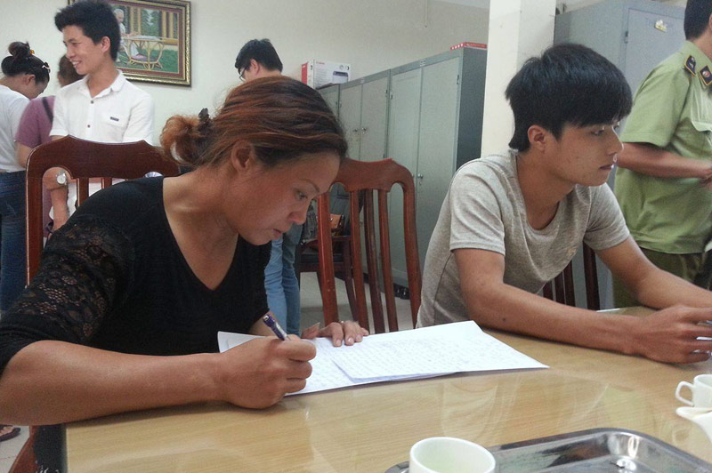 Bắt 5 tấn mỡ bẩn “đột nhập” vào Hà Nội - 3