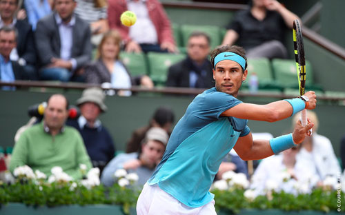 Roland Garros ngày 5: Serena siêu tốc vào vòng 3 - 4