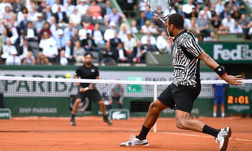 Roland Garros ngày 5: Serena siêu tốc vào vòng 3 - 5