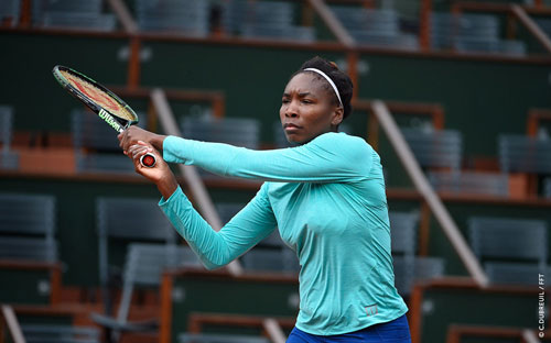 Roland Garros ngày 5: Serena siêu tốc vào vòng 3 - 6