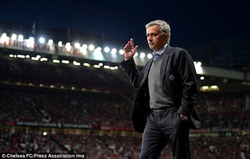 Mourinho - MU: Cái bắt tay của quỷ - 1