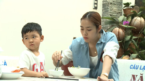 Diệp Bảo Ngọc, Thùy Dương khoe con trên gameshow truyền hình - 2