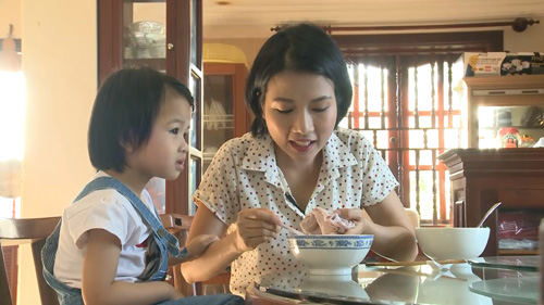 Diệp Bảo Ngọc, Thùy Dương khoe con trên gameshow truyền hình - 3