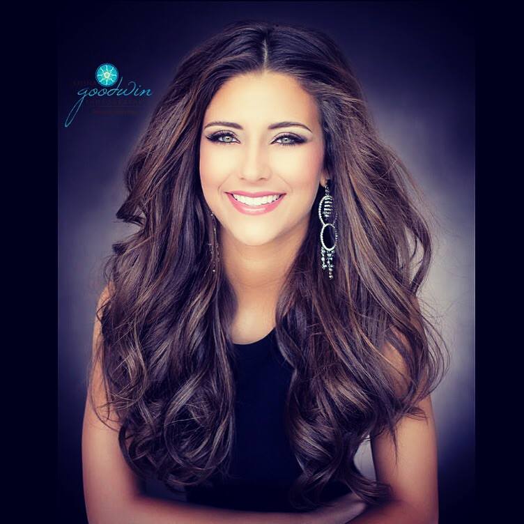 Hoa hậu 17 tuổi ở Mỹ bị bắt vì gian dối để trốn học - 8