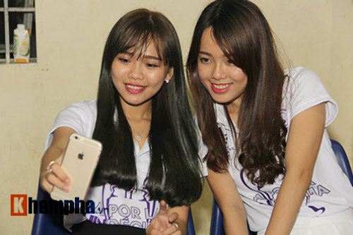 Dàn hot girl Real Madrid "tỏa sáng cảm xúc" chung kết cúp C1 - 3
