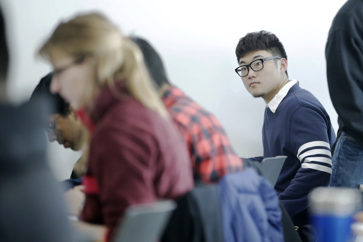 Đường dây gian lận thi cử tinh vi của sinh viên TQ ở Mỹ - 1