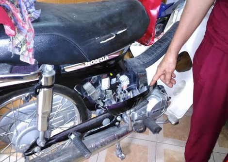 Nghi án côn đồ đột nhập vào nhà, trộm gần 100 triệu đồng - 3
