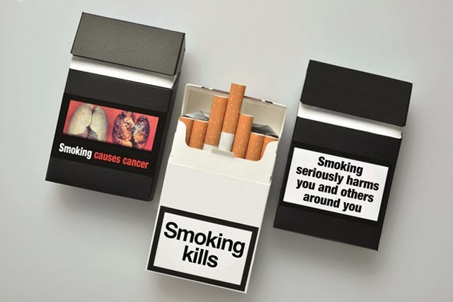 Vỏ bao thuốc lá khiến &#34;hút thuốc mất ngon&#34; ở Úc - 1
