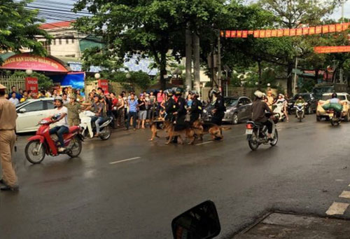 CA Sơn La ráo riết truy lùng kẻ bắn Phó công an phường - 1