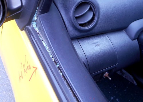 Táo tợn chặn taxi để cướp gần sân bay Cam Ranh - 3