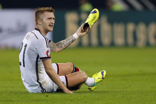 Đức: Khóc cho Reus và cười cho Schweinsteiger - 1