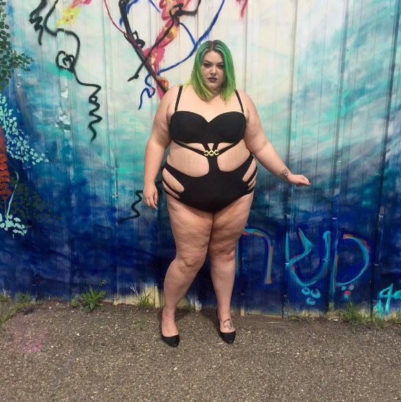 Sốc với ảnh bikini của nàng béo tự tin nhất nước Mỹ - 1