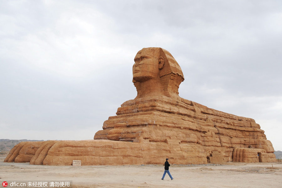 Trung Quốc tiếp tục xây nhái tượng nhân sư Ai Cập - 1