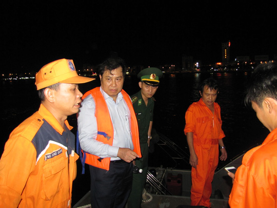 Thông tin chính thức vụ chìm tàu du lịch trên sông Hàn - 1
